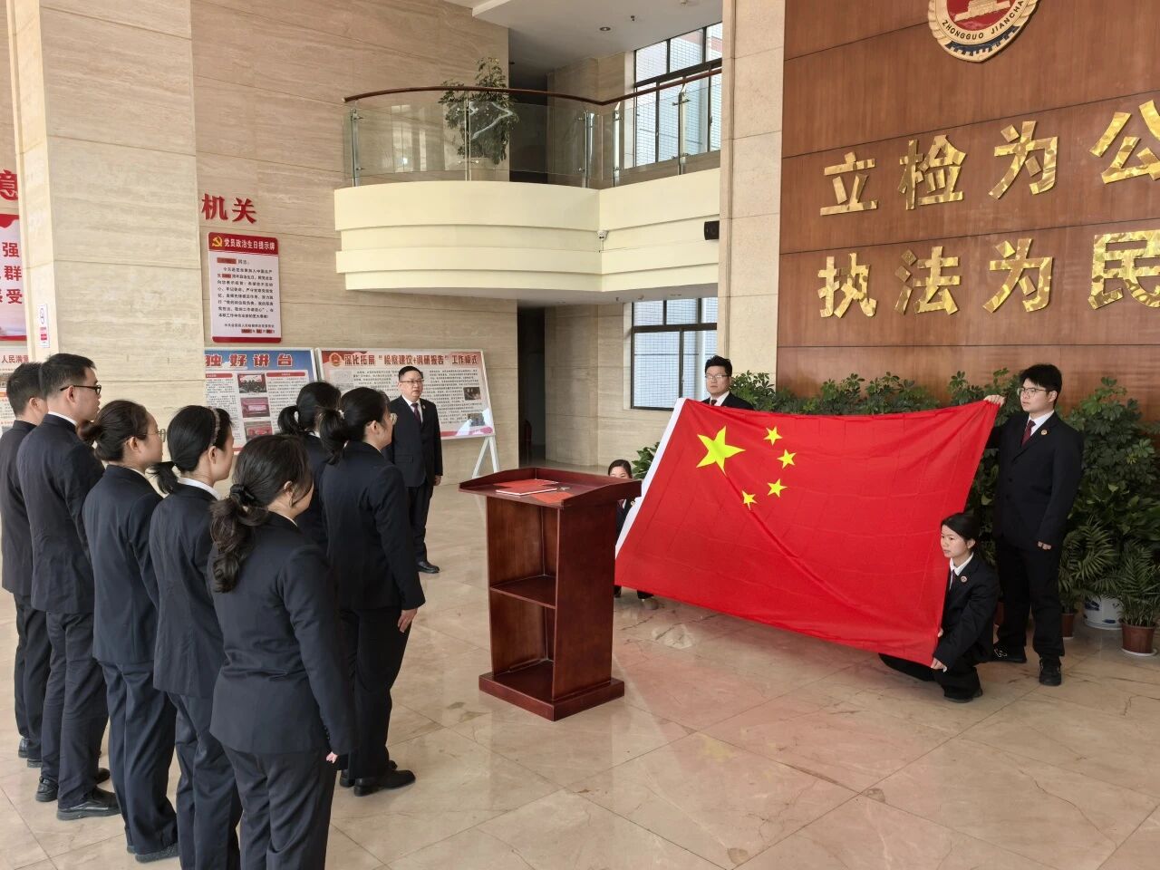 ������ӳ���ģ����·ܽ���ʹ��ح����ؼ��Ժ�����ܷ�������ʽ