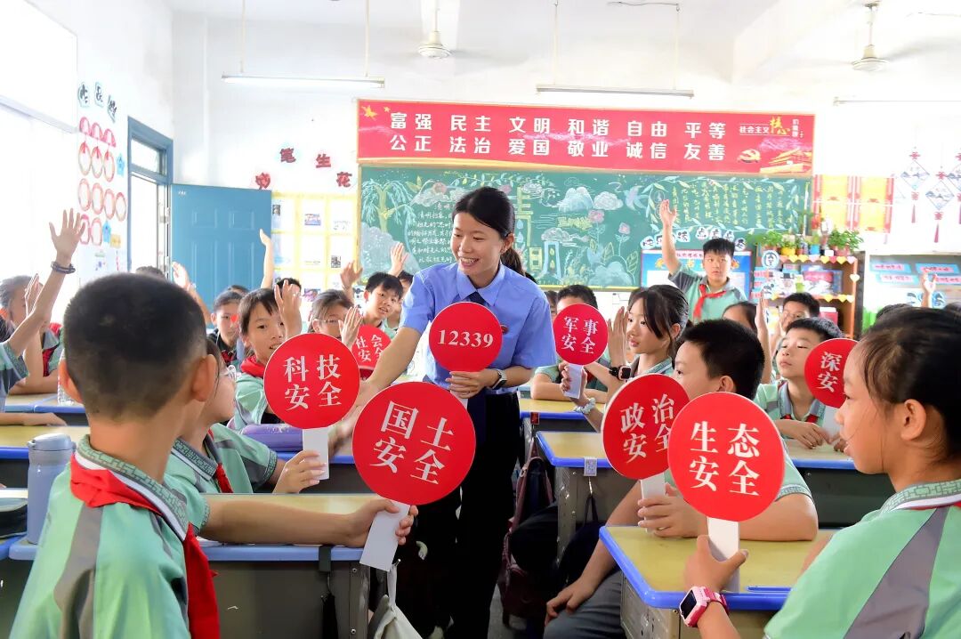 ����У��Я�� ��������